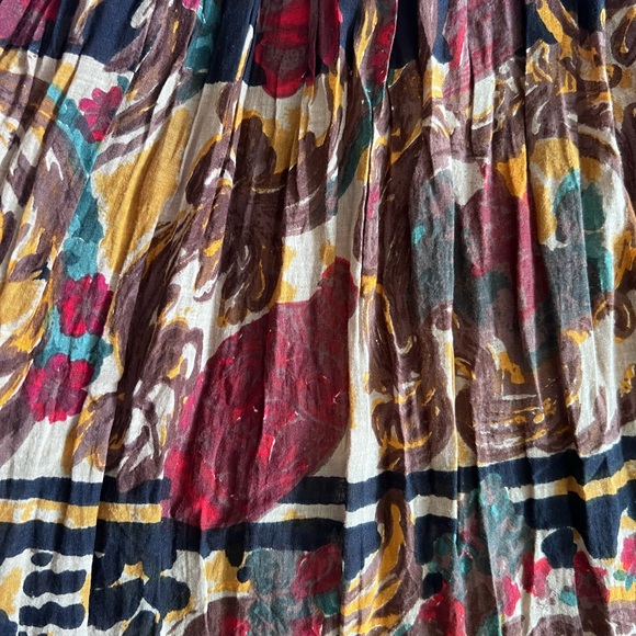 Vintage cotton maxi skirt in ethnic print with very wide drawstring waist tie - Picture 7 of 8